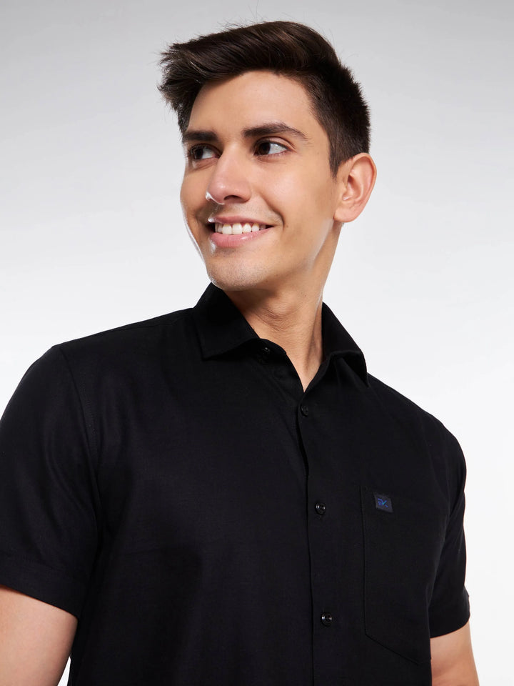 Linen Half Sleeve Classic Collar Shirt - Black Mankright