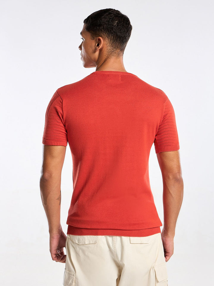 Diamond Swirl Knit Red Round Neck T-Shirt Mankright