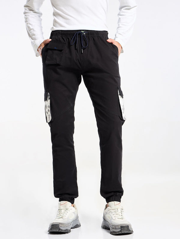 Black Solid Cargo Jogger for Men Mankright