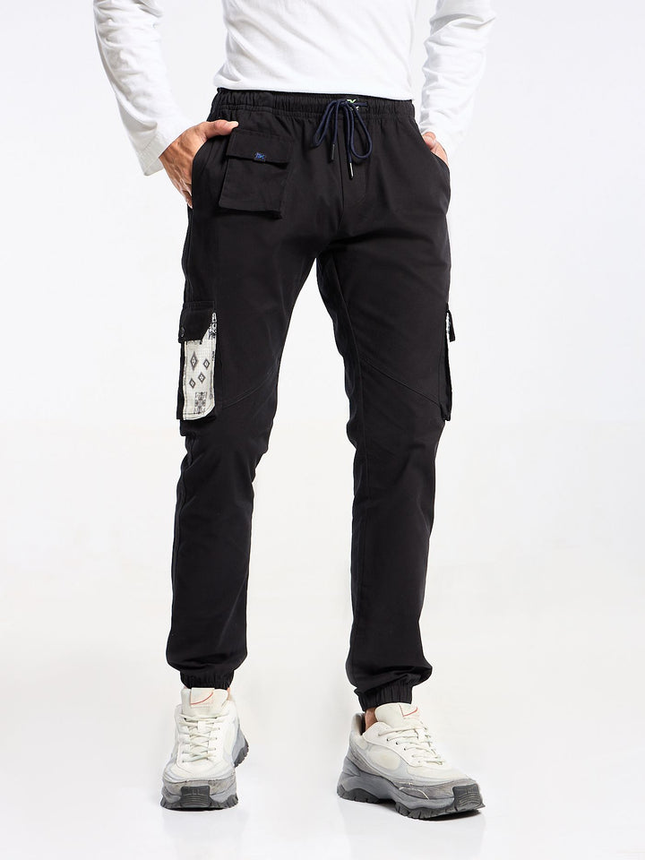 Black Solid Cargo Jogger for Men Mankright